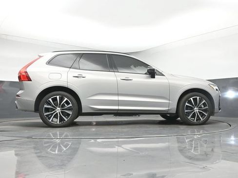 Used 2023 Volvo XC60 T8 Plus w/ Protection Package Premier AWD/4WD image 17