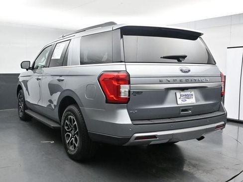 Used 2024 Ford Expedition XLT AWD/4WD image 7