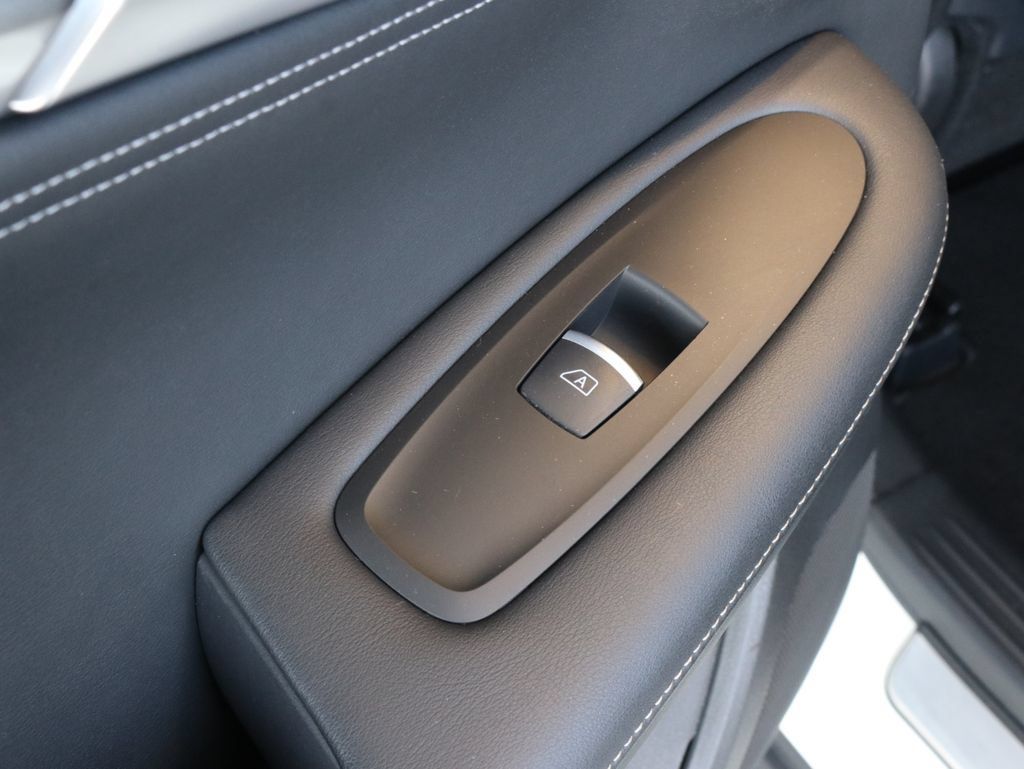 Certified 2023 INFINITI QX55 Essential AWD/4WD image 34