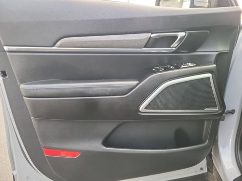 Used 2021 Kia Telluride EX w/ EX Premium Package image 17