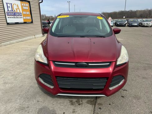 Used 2014 Ford Escape SE image 2
