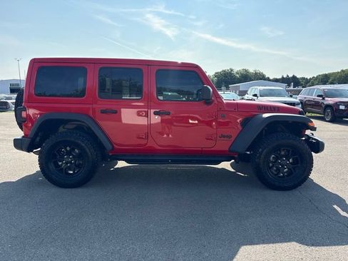 Used 2024 Jeep Wrangler Unlimited Sport AWD/4WD image 2