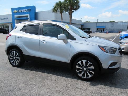 Used 2021 Buick Encore Preferred w/ Safety Package AWD/4WD image 5