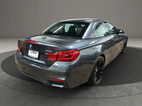 Used 2018 BMW M4 Convertible image 13