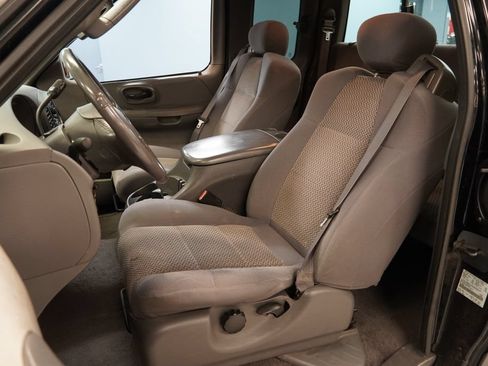 Used 2003 Ford F150 XL AWD/4WD image 3