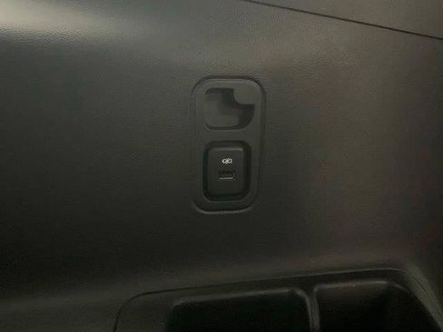 Used 2023 Chevrolet Traverse High Country w/ LPO, Floor Liner Package AWD/4WD image 33