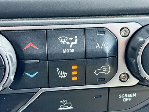 Used 2023 Jeep Wrangler Unlimited w/ Cold Weather Group AWD/4WD image 22
