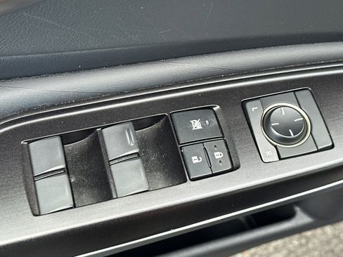 Used 2019 Lexus ES 350 image 12