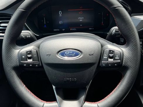 Used 2025 Ford Escape ST-Line AWD/4WD image 12