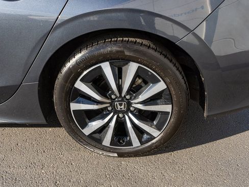 Certified 2024 Honda Civic EX-L image 29