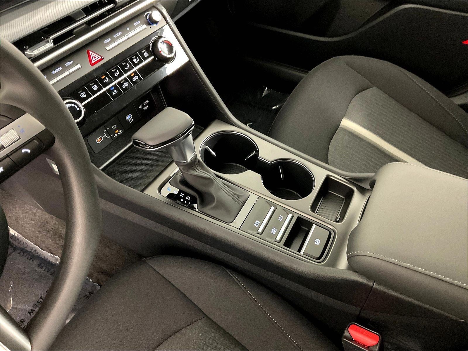 New 2026 Hyundai Sonata SE FWD image 12