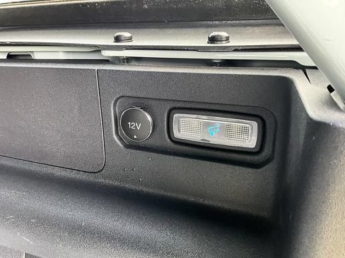 Used 2023 Ford Bronco Wildtrak AWD/4WD image 9