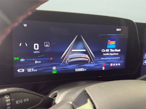Used 2025 Chevrolet Blazer EV RS AWD/4WD image 19