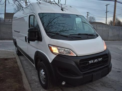 Used 2023 RAM ProMaster 3500 w/ Driver Convenience Group FWD image 4