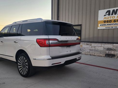 Used 2019 Lincoln Navigator Reserve image 7
