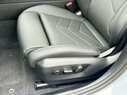 Used 2026 BMW 530i w/ M Sport Package RWD image 20