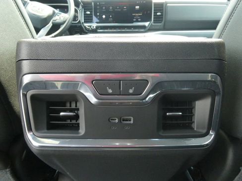 Certified 2026 GMC Sierra 1500 SLT w/ SLT Premium Package AWD/4WD image 22