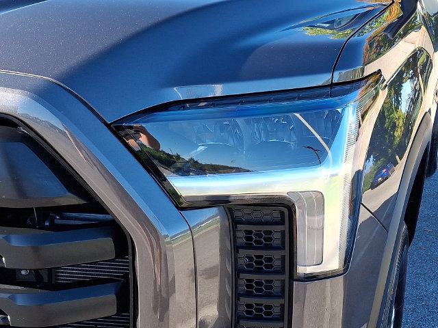 Certified 2025 Toyota Tundra SR5 AWD/4WD image 9