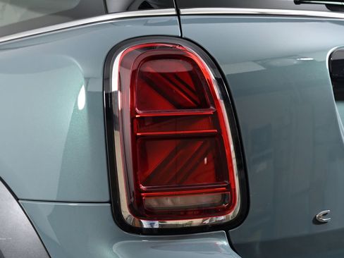 Used 2024 MINI Cooper Countryman S w/ Signature Upholstery Package FWD image 8