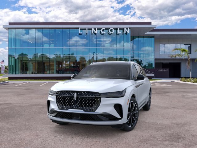New 2026 Lincoln Nautilus Reserve AWD/4WD image 2