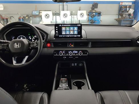 Used 2025 Honda Pilot EX-L image 20