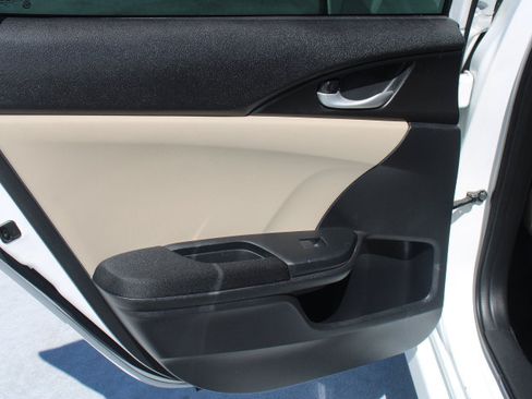 Used 2016 Honda Civic EX-T image 12