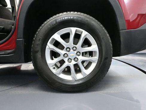 Used 2021 Chevrolet Traverse LT FWD image 11