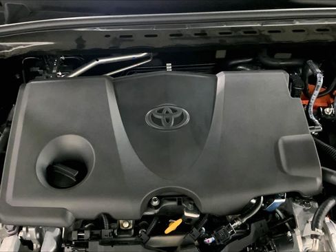 New 2026 Toyota Camry SE image 17