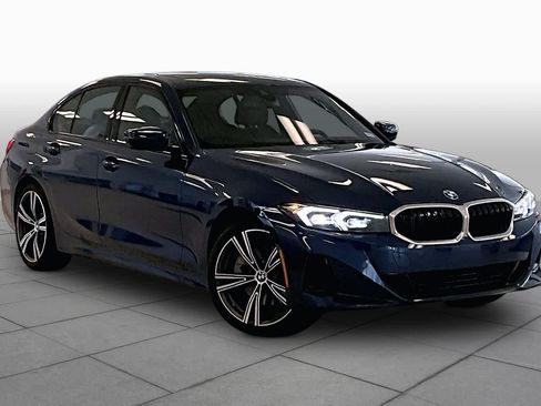 Used 2023 BMW 330i Sedan w/ Premium Package RWD image 2