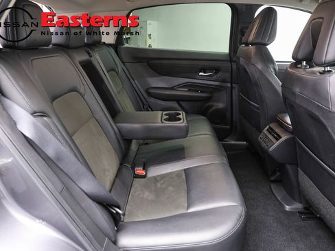 Used 2023 Nissan Ariya FWD image 22