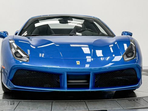 Used 2018 Ferrari 488 Spider RWD image 4