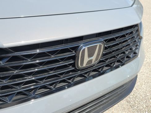 Used 2025 Honda Accord SE image 7