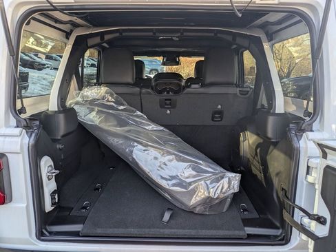 New 2026 Jeep Wrangler Unlimited Sahara image 27