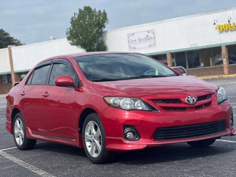 Used 2013 Toyota Corolla S image 2