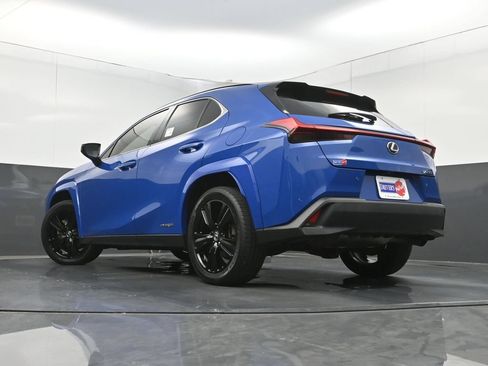 Used 2021 Lexus UX 250h w/ Premium Package AWD/4WD image 28