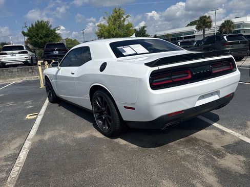Used 2021 Dodge Challenger R/T Scat Pack RWD image 14