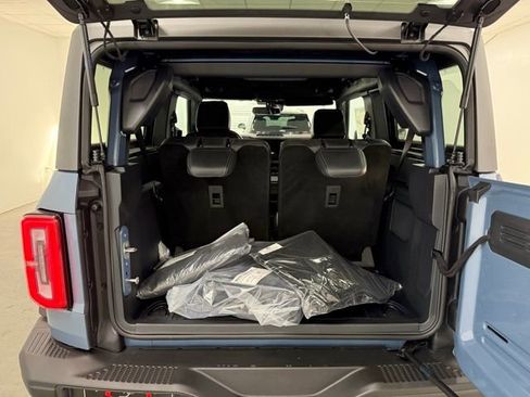 New 2025 Ford Bronco Badlands image 8