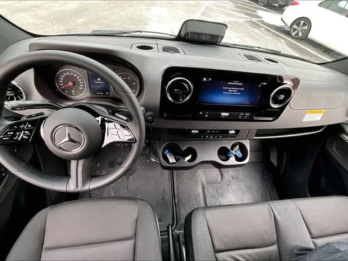 New 2026 Mercedes-Benz Sprinter 2500 image 7