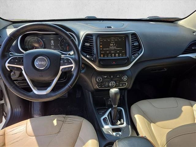Used 2016 Jeep Cherokee Limited FWD image 18