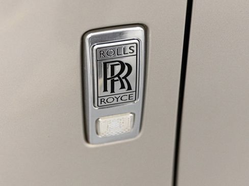 Used 2022 Rolls-Royce Ghost w/ Ghost Package image 14