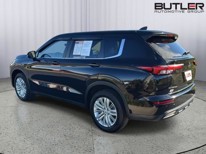 Used 2024 Mitsubishi Outlander ES