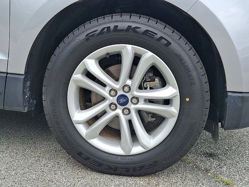 Certified 2020 Ford Edge SEL FWD image 27