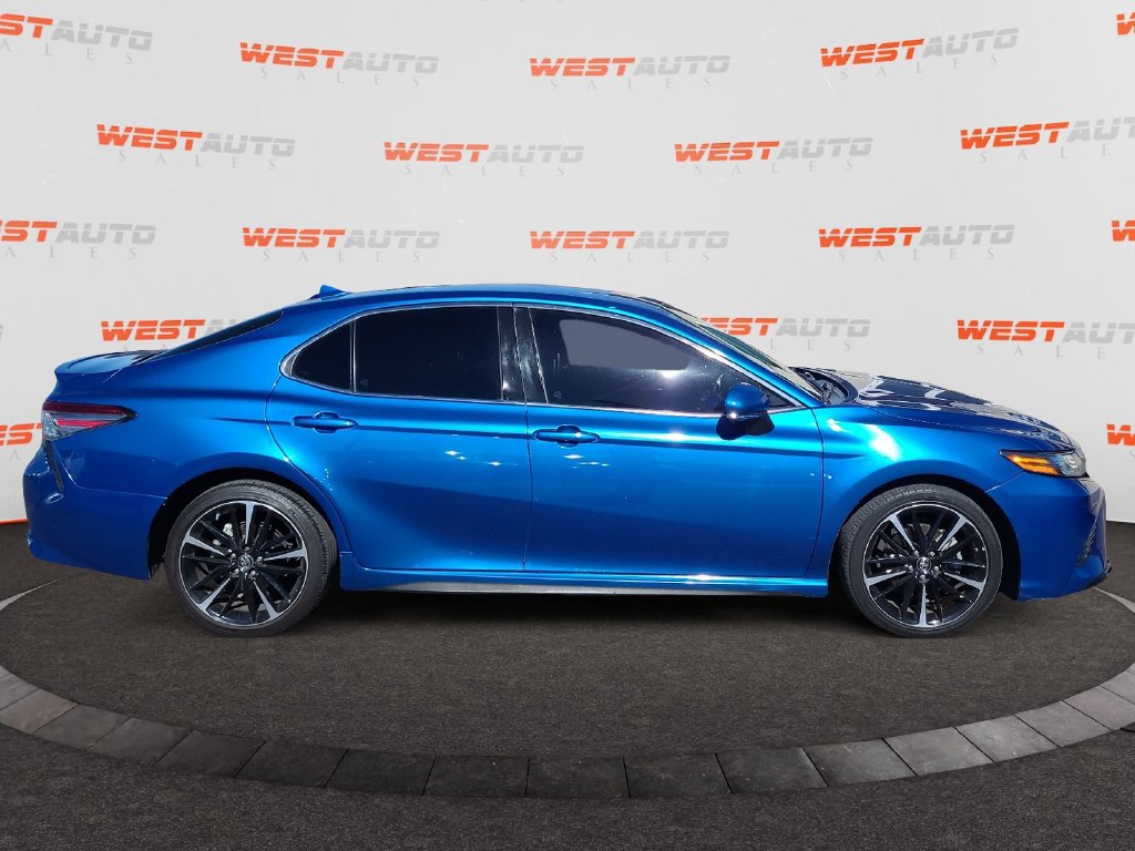Used 2019 Toyota Camry XSE FWD image 6
