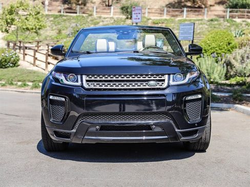 Used 2018 Land Rover Range Rover Evoque SE Dynamic AWD/4WD image 8