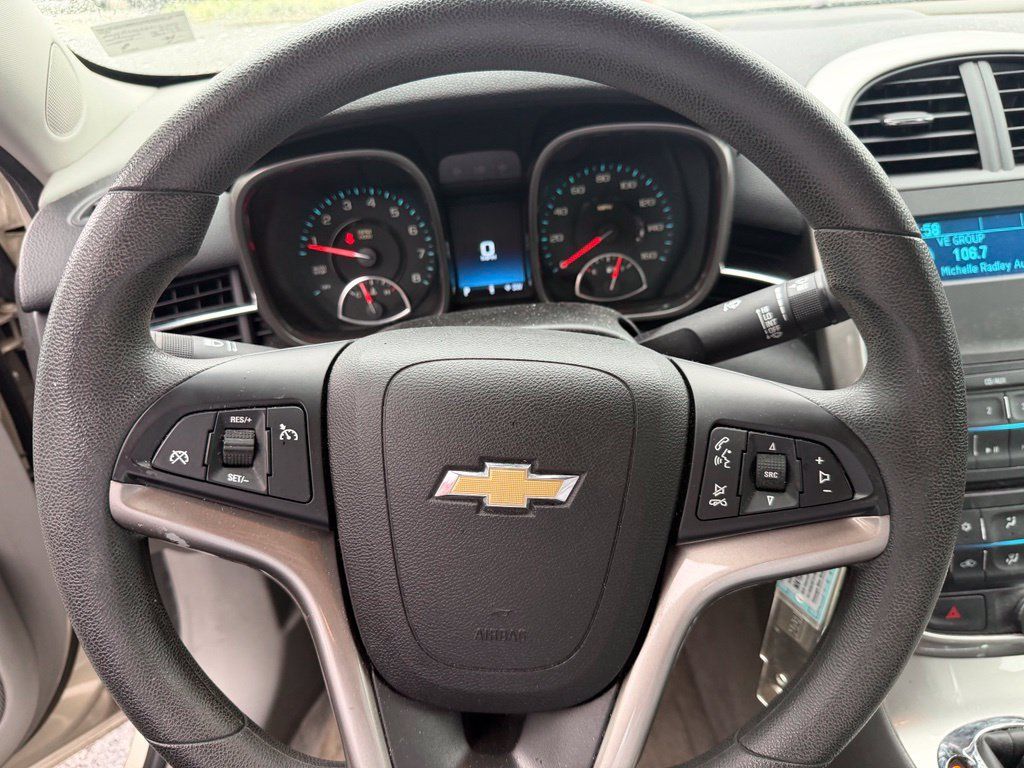 Used 2014 Chevrolet Malibu LS w/ Protection Package FWD image 9