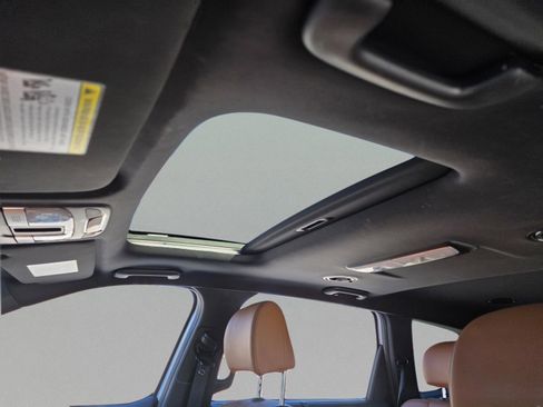 Used 2024 Kia Telluride EX X-Line image 12