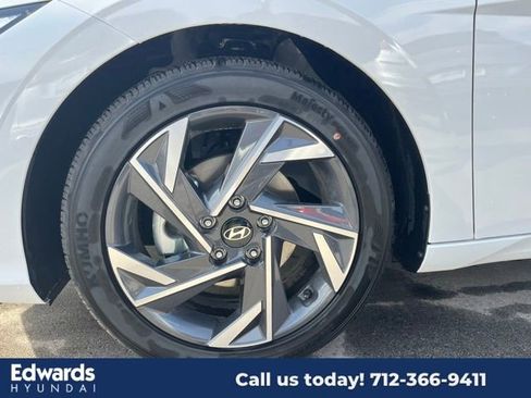 New 2025 Hyundai Elantra Sport image 33