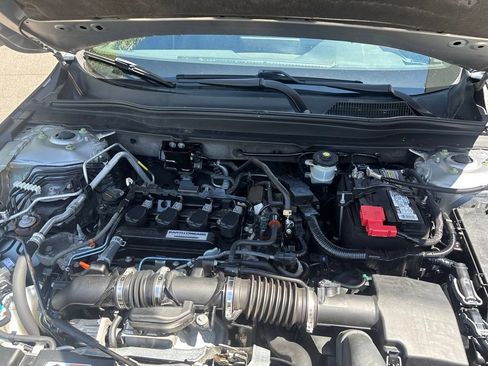 Used 2019 Honda Accord Sport image 11