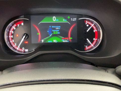 Used 2025 Toyota RAV4 XLE FWD image 10