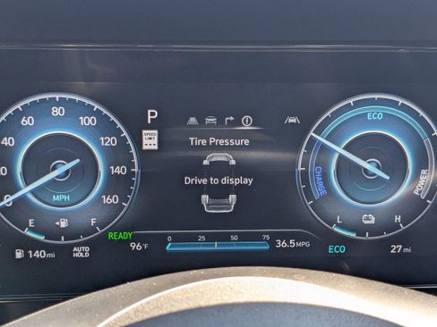 New 2025 Hyundai Elantra SEL FWD image 28